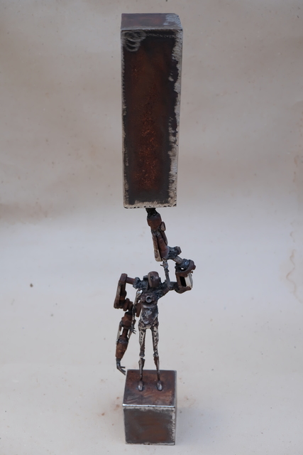 Pedro Luis Cuellar, ‘Peso ligero / Light weight’, 2018, Sculpture, Welded steel, ArteMorfosis - Cuban Art Platform