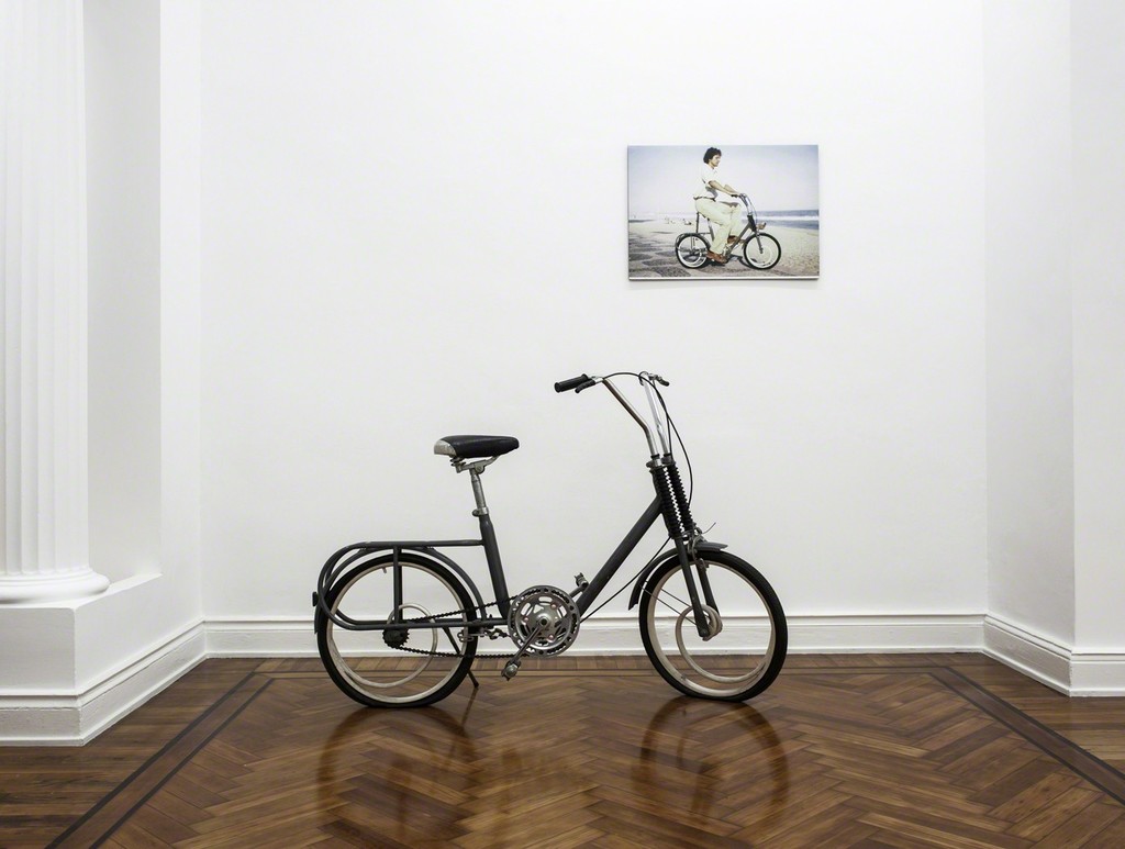 Exhibition view, Eduardo Costa | FIVE MUSEUM PIECES Exhibition view, Eduardo Costa | FIVE MUSEUM PIECES