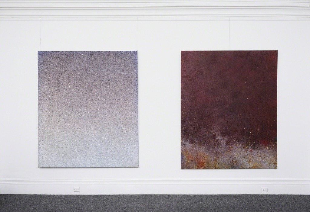 Gunter Christmann, Untitled, 1973 (left)
Natvar Bhavsar, Kalpu, 1971 (right) Gunter Christmann, Untitled, 1973 (left)
Natvar Bhavsar, Kalpu, 1971 (right)