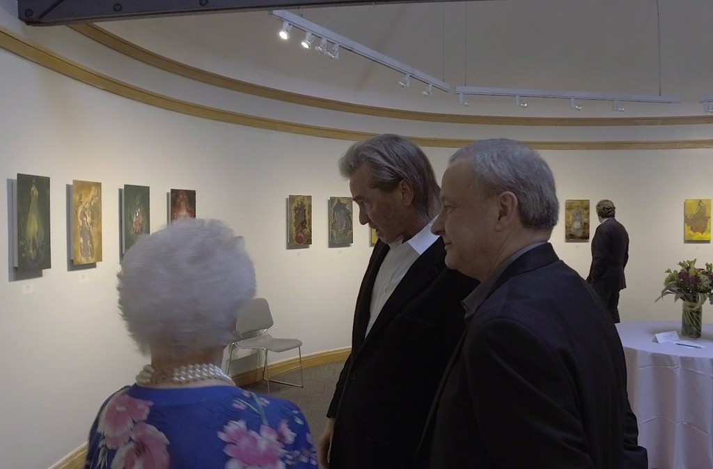 Curator John Woodward with Val Kilmer and co curator Audrey Leeds Curator John Woodward with Val Kilmer and co curator Audrey Leeds