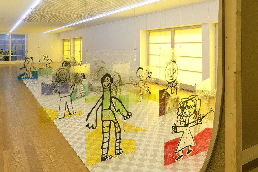Installation view Flaka Haliti at Galerie Rüdiger Schöttle, 2016.
Photo: Wilfried Petzi. Installation view Flaka Haliti at Galerie Rüdiger Schöttle, 2016.
Photo: Wilfried Petzi.