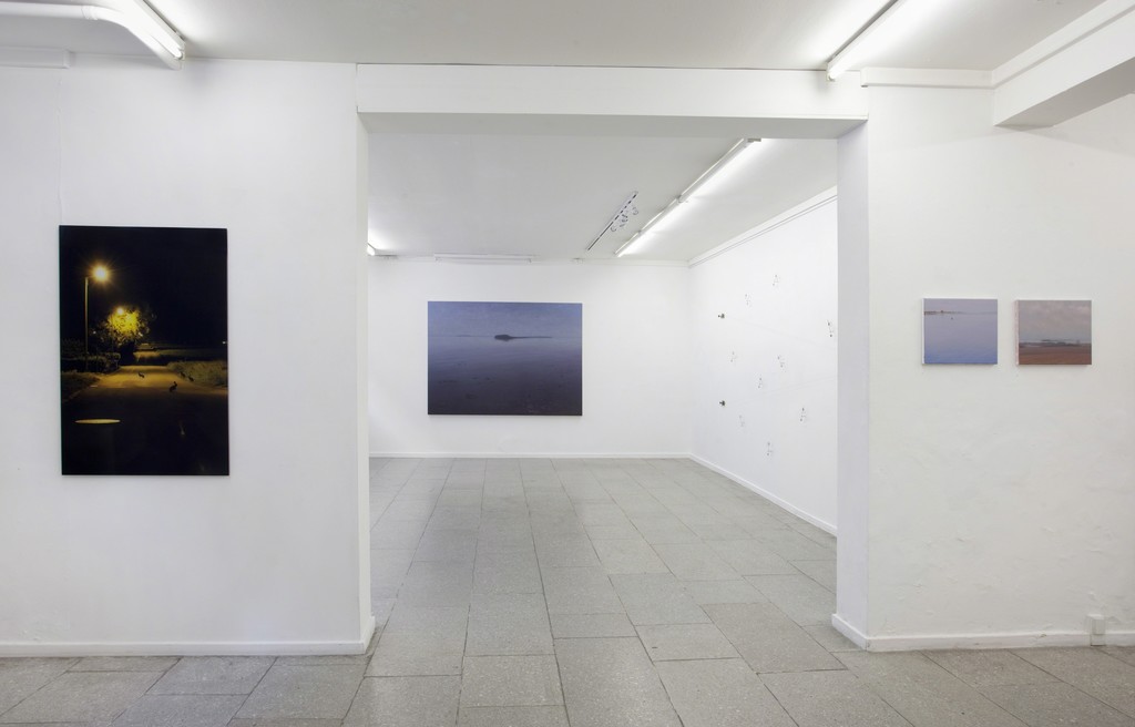 Optical Memory. Photography by Maj-Britt Boa, Paintings by Ulrik Møller, installation by Otavio Schipper. Optical Memory. Photography by Maj-Britt Boa, Paintings by Ulrik Møller, installation by Otavio Schipper.
