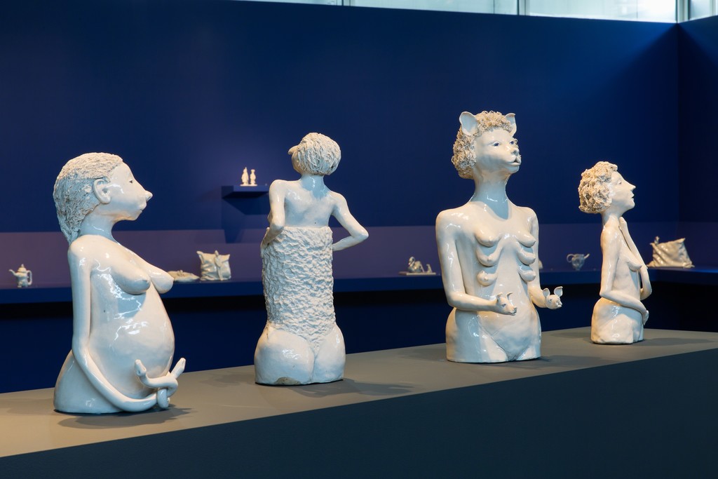 Installation view of 'Coille Hooven: Tell It By Heart', 2016. Photo by Jenna Bascom. Courtesy of the Museum of Arts and Design. Installation view of 'Coille Hooven: Tell It By Heart', 2016. Photo by Jenna Bascom. Courtesy of the Museum of Arts and Design.