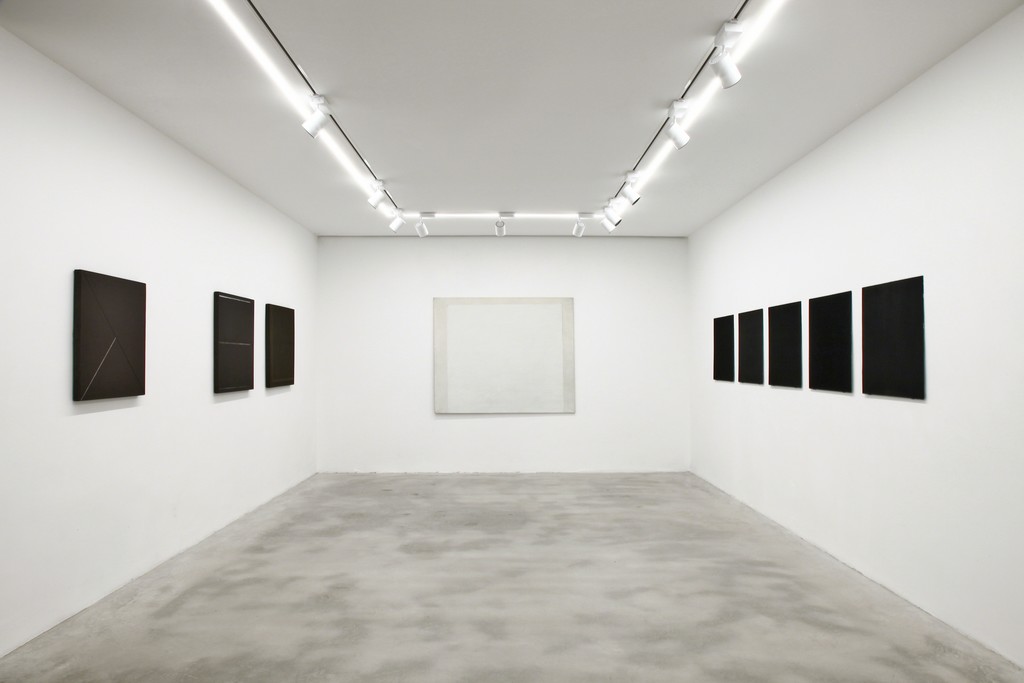 In homage to German abstract art, Dep Art Gallery is organizing an exhibition dedicated to Günter Fruhtrunk (München, 1923 – 1982), Winfred Gaul (Düsseldorf, 1928 – 2003), Ulrich Erben (Düsseldorf, 1940), Imi Knoebel (Dresden, 1940), Günter Umberg (Bonn, 1942) and Wolfram Ullrich (Würzburg, 1961), curated by Alberto Zanchetta. Through a dialogue which addresses different generations, the exhibition reveals how the six artists have distinctively approached the study of space, color and geometry In homage to German abstract art, Dep Art Gallery is organizing an exhibition dedicated to Günter Fruhtrunk (München, 1923 – 1982), Winfred Gaul (Düsseldorf, 1928 – 2003), Ulrich Erben (Düsseldorf, 1940), Imi Knoebel (Dresden, 1940), Günter Umberg (Bonn, 1942) and Wolfram Ullrich (Würzburg, 1961), curated by Alberto Zanchetta. Through a dialogue which addresses different generations, the exhibition reveals how the six artists have distinctively approached the study of space, color and geometry