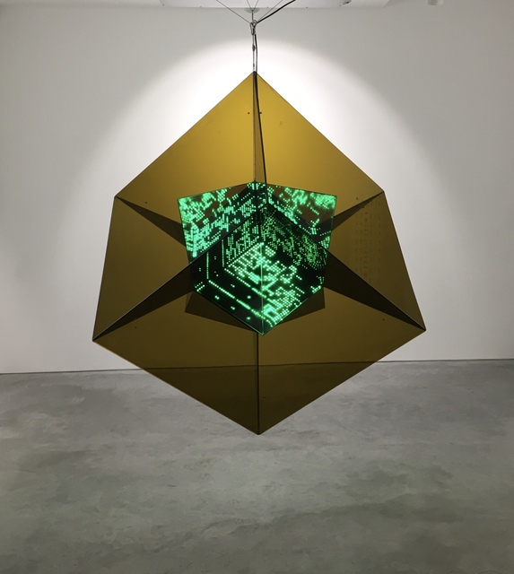 Data Tesseract IV