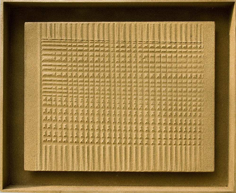 Gold-Sand-Relief
