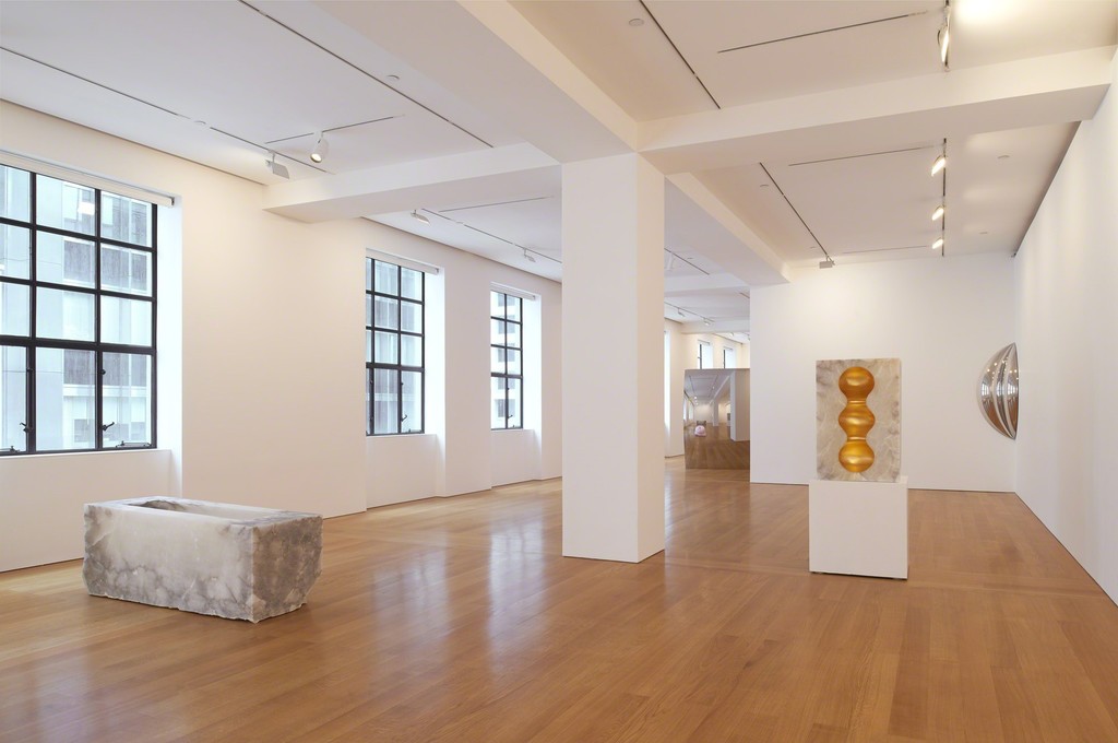 Installation view. "Anish Kapoor" at Gagosian Gallery Hong Kong. September 12 to November 5, 2016. Courtesy Gagosian Gallery. Artworks © Anish Kapoor. Installation view. "Anish Kapoor" at Gagosian Gallery Hong Kong. September 12 to November 5, 2016. Courtesy Gagosian Gallery. Artworks © Anish Kapoor.