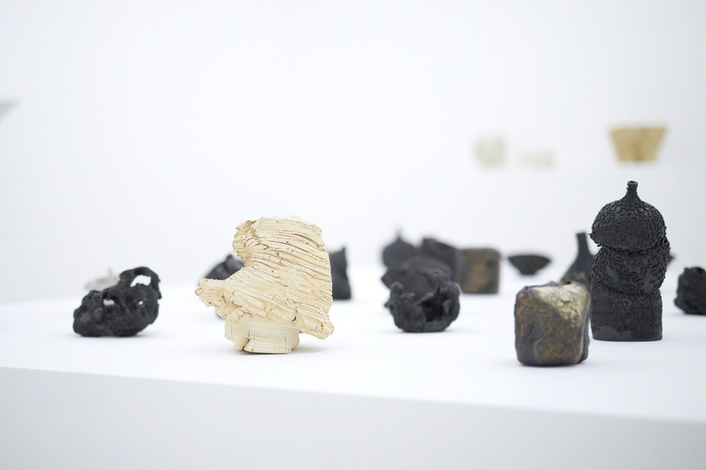 Installation view from “Issues from the Hands” 8/ ART GALLERY/ Tomio Koyama Gallery, 2017 ©Toshiaki Noda, photo by Kenji Takahashi Installation view from “Issues from the Hands” 8/ ART GALLERY/ Tomio Koyama Gallery, 2017 ©Toshiaki Noda, photo by Kenji Takahashi