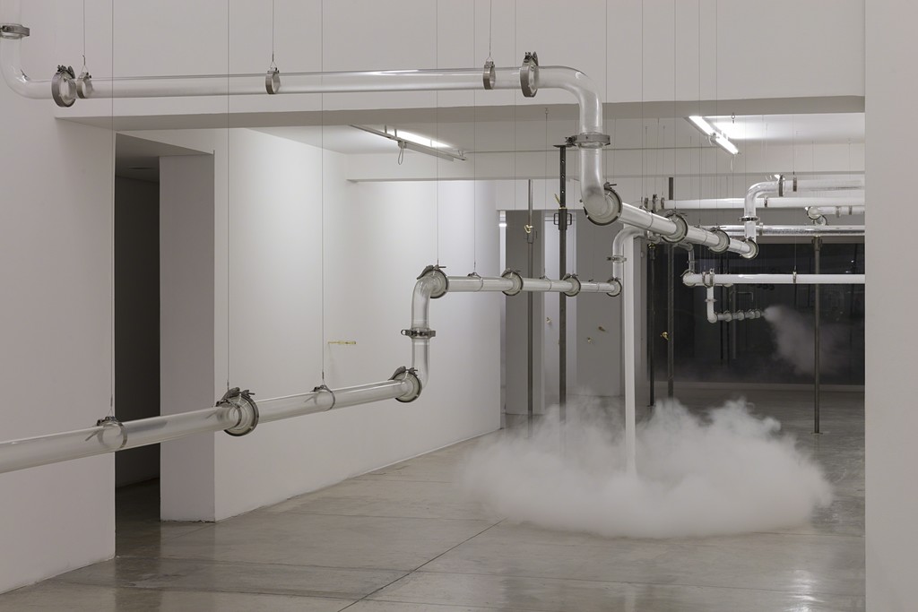 Laura Vinci -- Morro Mundo -- exhibition view -- Galeria Nara Roesler | São Paulo, 2018 -- photo Everton Ballardin © courtesy of the artist and Galeria Nara Roesler Laura Vinci -- Morro Mundo -- exhibition view -- Galeria Nara Roesler | São Paulo, 2018 -- photo Everton Ballardin © courtesy of the artist and Galeria Nara Roesler
