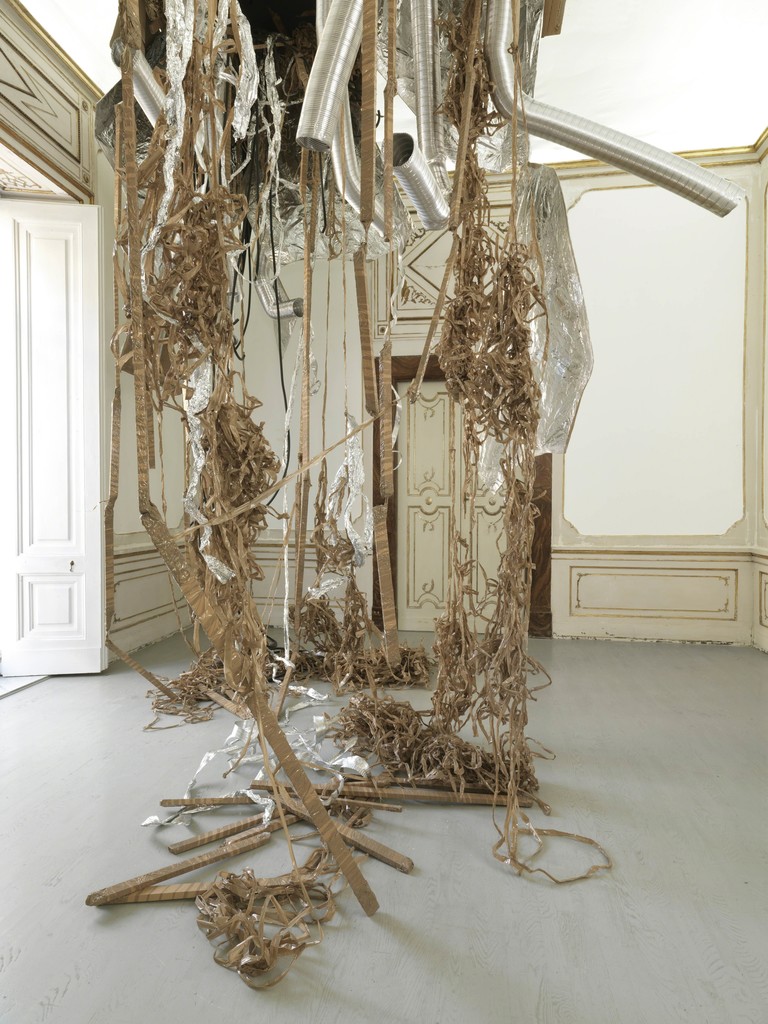 Thomas Hirschhorn - break-through - partial view of the exhibition - April 2013 - Galleria Alfonso Artiaco, Napoli Thomas Hirschhorn - break-through - partial view of the exhibition - April 2013 - Galleria Alfonso Artiaco, Napoli