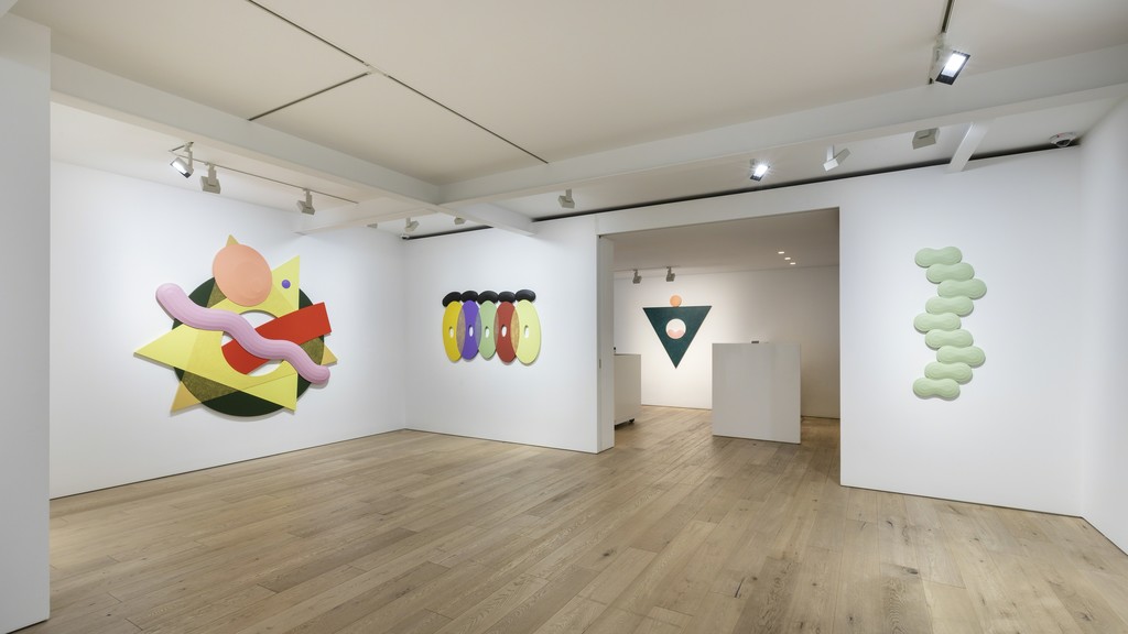 View of the exhibition "Two Purple Tigers", at Perrotin Seoul © Photo: Youngha Cho. Courtesy of the artist & Perrotin View of the exhibition "Two Purple Tigers", at Perrotin Seoul © Photo: Youngha Cho. Courtesy of the artist & Perrotin