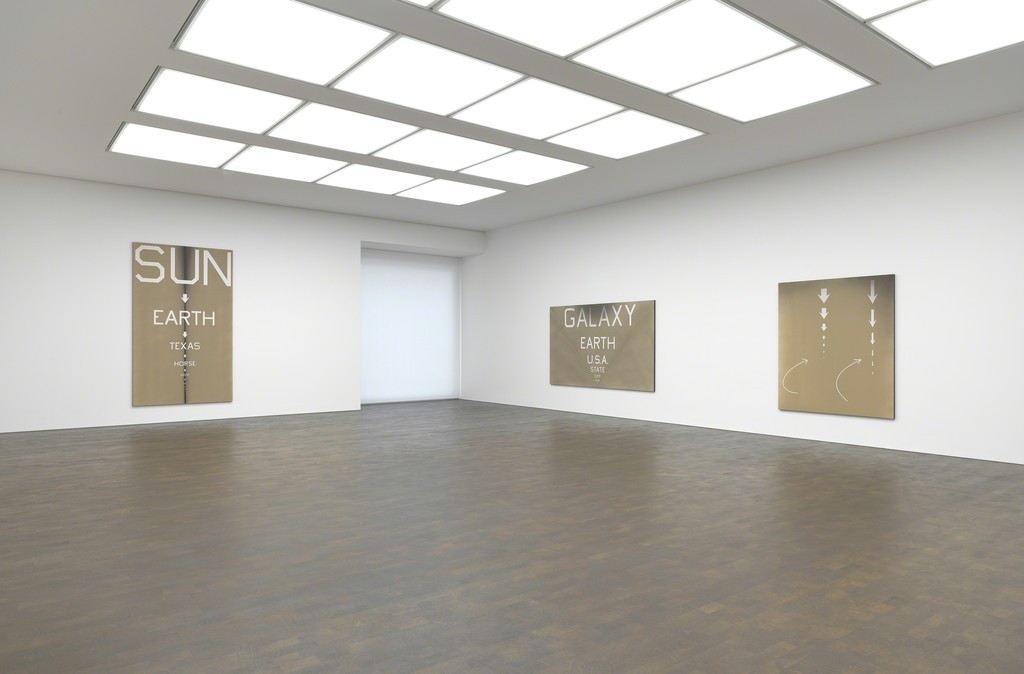 Installation views of Ed Ruscha's Extremes and In-Betweens exhibition at Gagosian, Grosvenor Hill from October 5 - December 17, 2016. © Ed Ruscha. Courtesy Gagosian. Photo by Mike Bruce. Installation views of Ed Ruscha's Extremes and In-Betweens exhibition at Gagosian, Grosvenor Hill from October 5 - December 17, 2016. © Ed Ruscha. Courtesy Gagosian. Photo by Mike Bruce.
