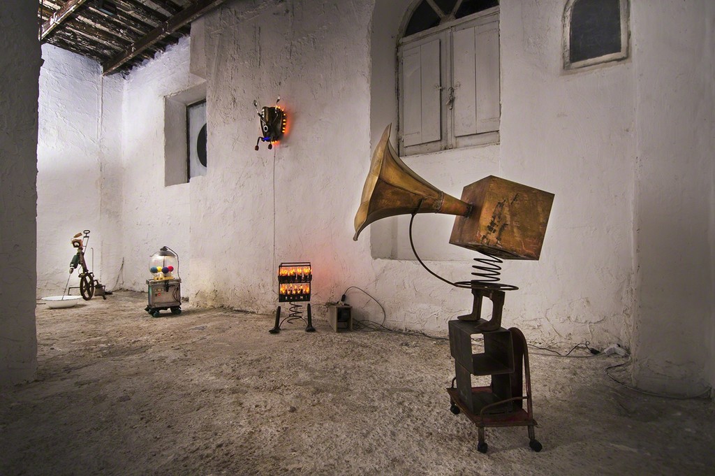 Giovanni Albanese, Solo roba per bambini, installation view, ph Susana Serpas Soriano, courtesy Fondazione Volume! Giovanni Albanese, Solo roba per bambini, installation view, ph Susana Serpas Soriano, courtesy Fondazione Volume!