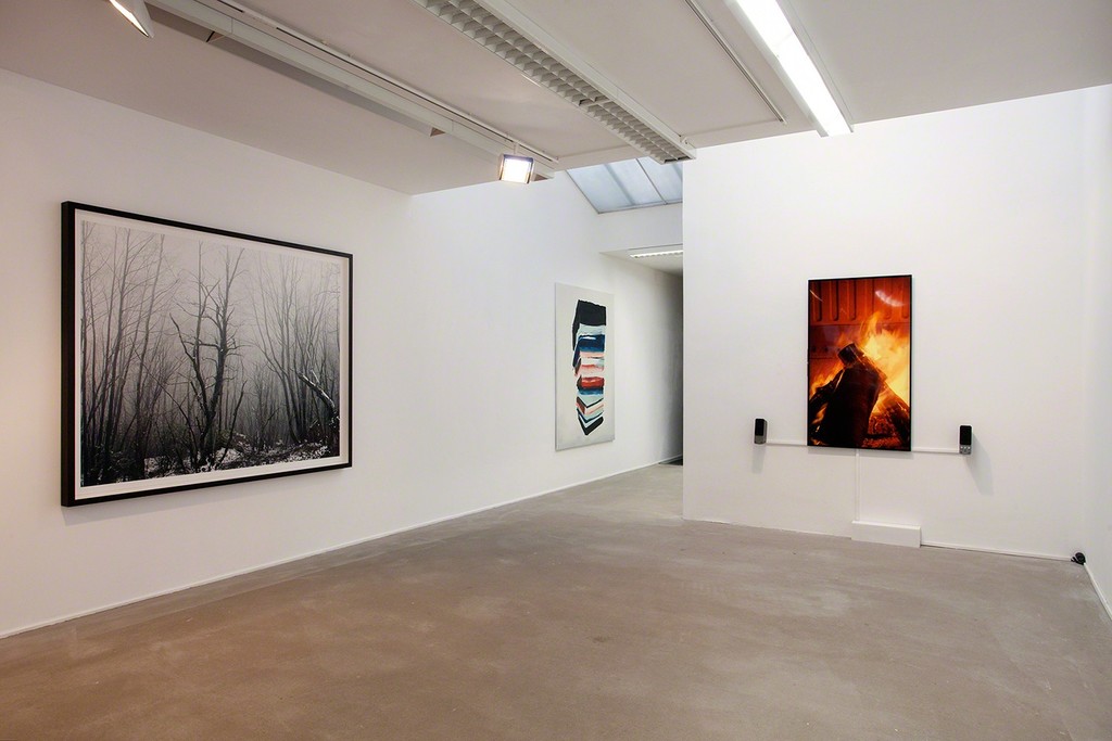 Overview with works by Axel Hütte, Cevdet Erek and Andrei Roiter, photo Wytske van Keulen Overview with works by Axel Hütte, Cevdet Erek and Andrei Roiter, photo Wytske van Keulen