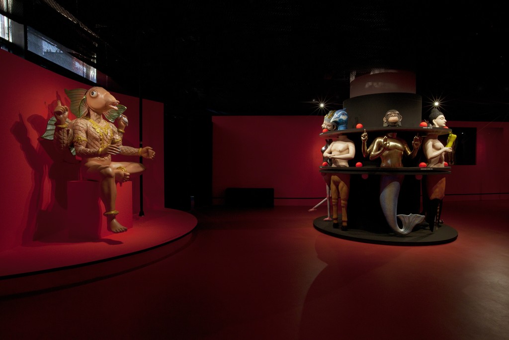 Musée du quai Branly. Installation view of "Persona, étrangement humain". January 26 - November 13, 2016 © musée du quai Branly, photo Gautier Deblonde Musée du quai Branly. Installation view of "Persona, étrangement humain". January 26 - November 13, 2016 © musée du quai Branly, photo Gautier Deblonde