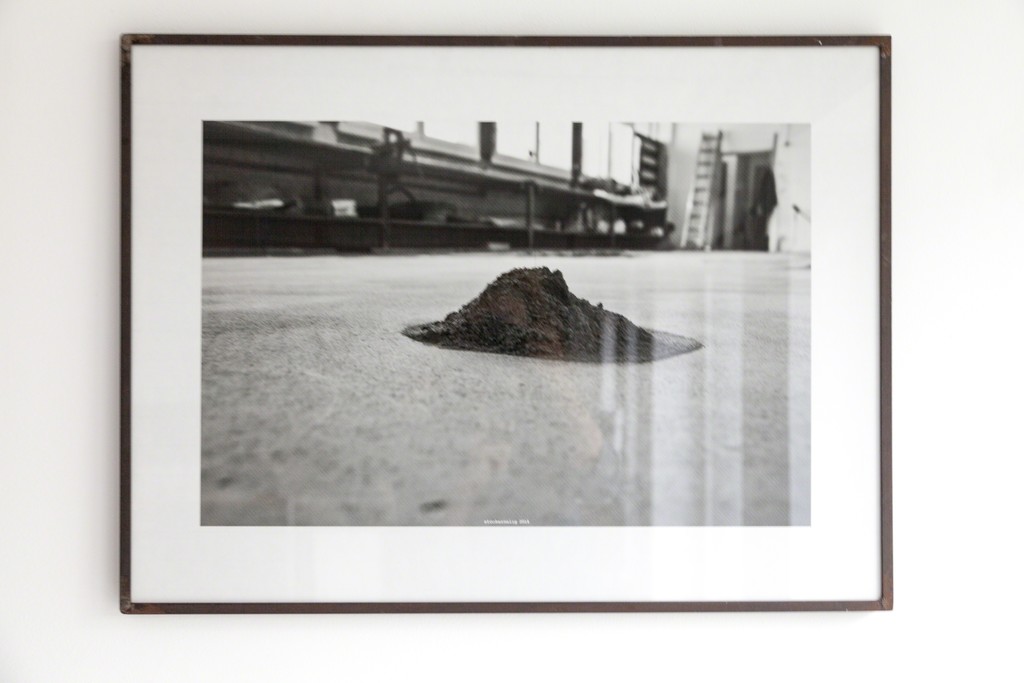 stöckerselig, "Land", photographs, unique copy, 2014 (detail) | image: ©dasesszimmer stöckerselig, "Land", photographs, unique copy, 2014 (detail) | image: ©dasesszimmer