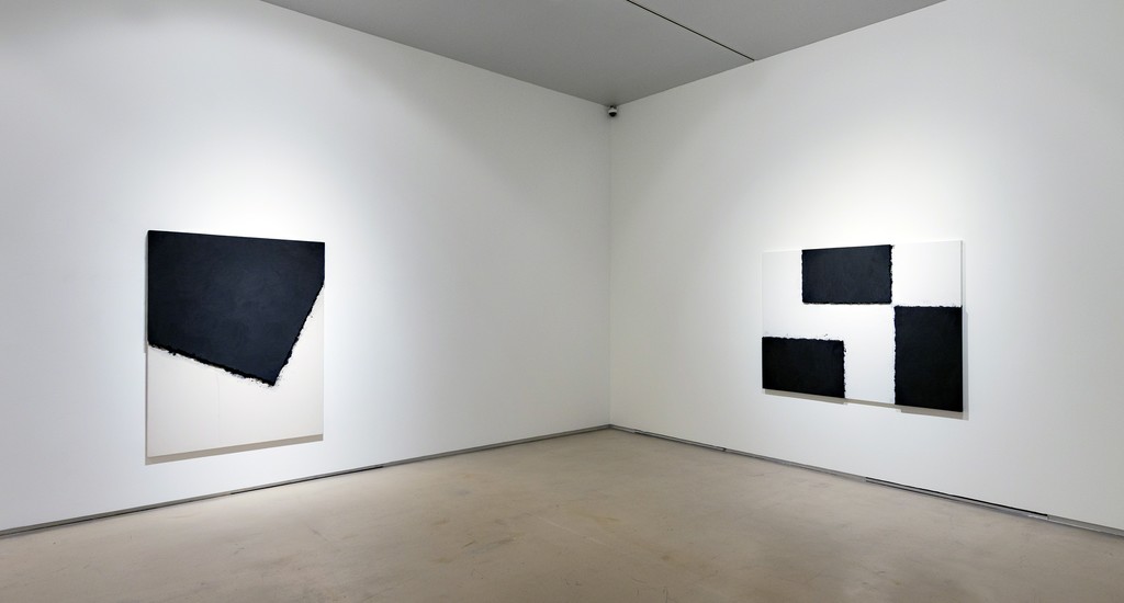 Lee Bae, Solo Exhibition, 2016, installation view Lee Bae, Solo Exhibition, 2016, installation view