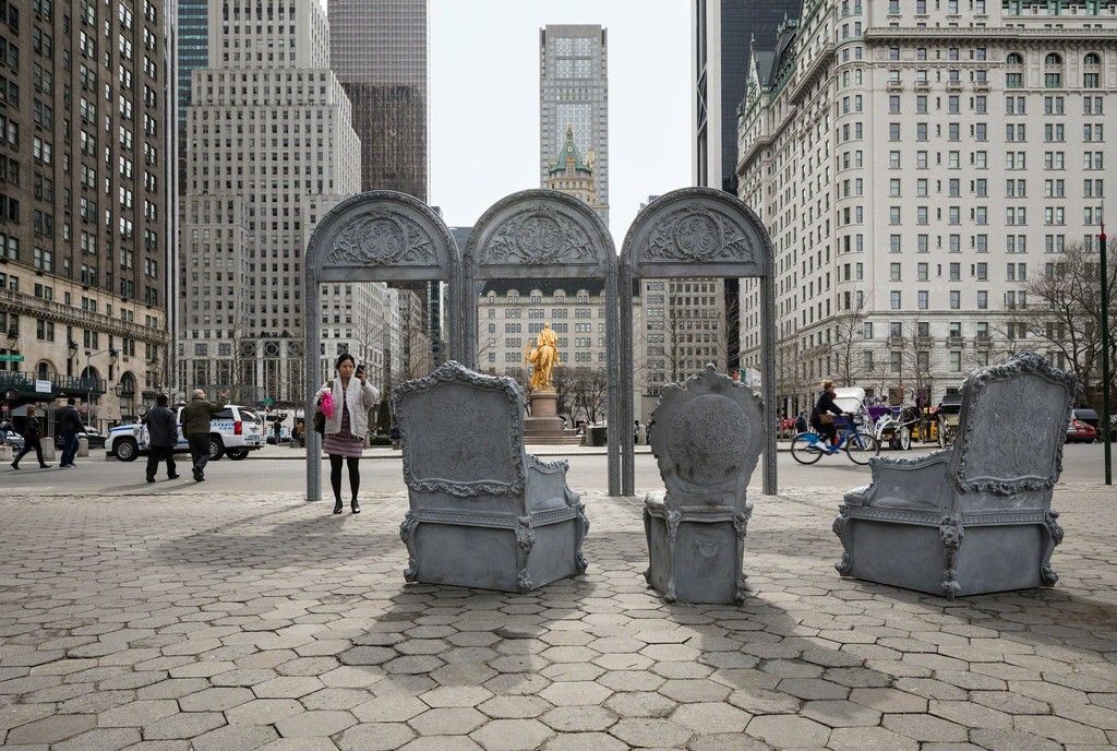 Liz Glynn "Open House" 2017
Cast concrete
Courtesy of the artist and Paula Cooper Gallery
Photo: James Ewing, Courtesy of Public Art Fund, NY Liz Glynn "Open House" 2017
Cast concrete
Courtesy of the artist and Paula Cooper Gallery
Photo: James Ewing, Courtesy of Public Art Fund, NY
