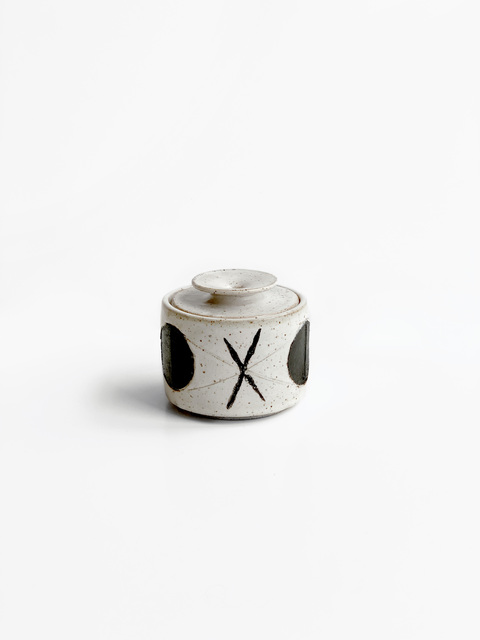 Matthew Ward, ‘White Felix Jar, small’, 2019, Uprise Art