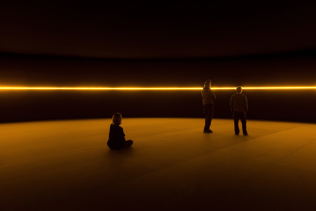 Olafur Eliasson, Contact (2014) at Fondation Louis Vuitton, Paris Olafur Eliasson, Contact (2014) at Fondation Louis Vuitton, Paris