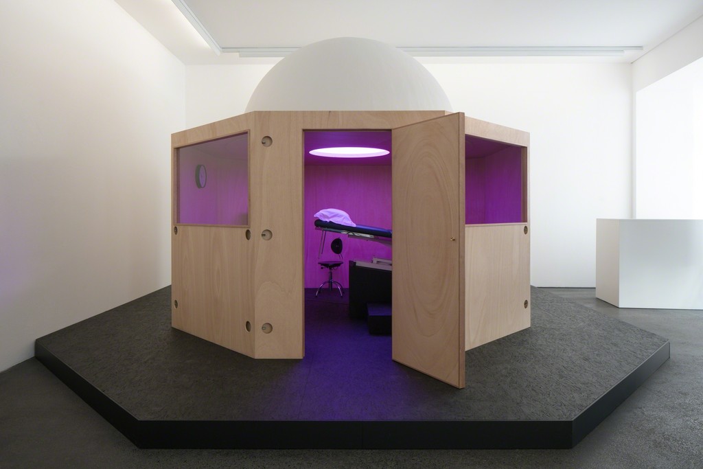 James Turrell »Alien Exam | Aten Reign« | Photo: Florian Holzherr James Turrell »Alien Exam | Aten Reign« | Photo: Florian Holzherr