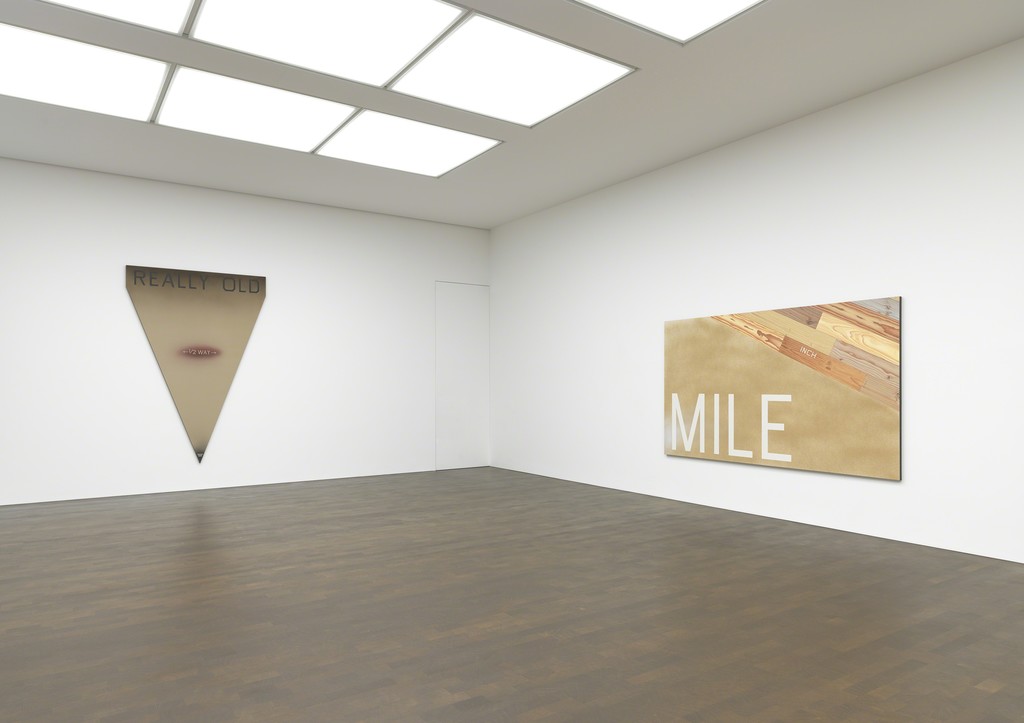 Installation views of Ed Ruscha's Extremes and In-Betweens exhibition at Gagosian, Grosvenor Hill from October 5 - December 17, 2016. © Ed Ruscha. Courtesy Gagosian. Photo by Mike Bruce. Installation views of Ed Ruscha's Extremes and In-Betweens exhibition at Gagosian, Grosvenor Hill from October 5 - December 17, 2016. © Ed Ruscha. Courtesy Gagosian. Photo by Mike Bruce.
