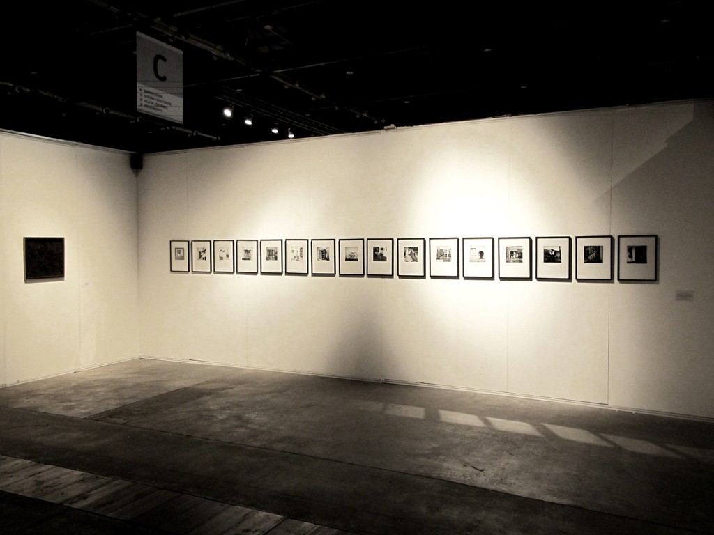 DIXIT PETROBRAS. Curated by Andrea Giunta. Installation view of a series of photographs of the Destructive Art Exhibition at Galeria Lirolay, 1961. Organized by Kenneth Kemble. Photos: Jorge Roiger. Left, artwork by K.Kemble, 1961. DIXIT PETROBRAS. Curated by Andrea Giunta. Installation view of a series of photographs of the Destructive Art Exhibition at Galeria Lirolay, 1961. Organized by Kenneth Kemble. Photos: Jorge Roiger. Left, artwork by K.Kemble, 1961.