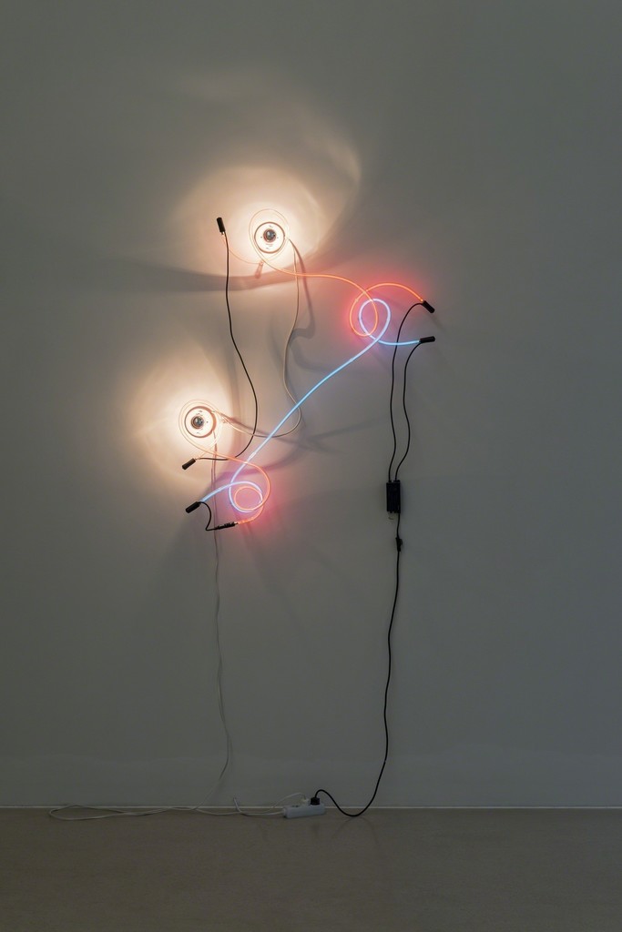 10 Artists Who Work With Neon
