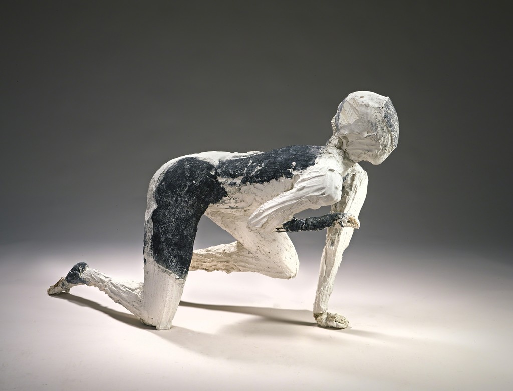 Manuel Neri, Bull Jumper III, 1989. Plaster with water-based pigment. Yale University Art Gallery, Gift of The Manuel Neri Trust. © The Manuel Neri Trust Manuel Neri, Bull Jumper III, 1989. Plaster with water-based pigment. Yale University Art Gallery, Gift of The Manuel Neri Trust. © The Manuel Neri Trust