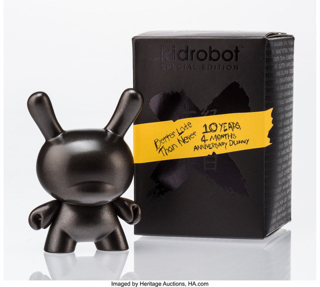 Kidrobot Special Edition 10th Anniversary DUNNY 3/" 10 Years 4 Months BLACK NEW