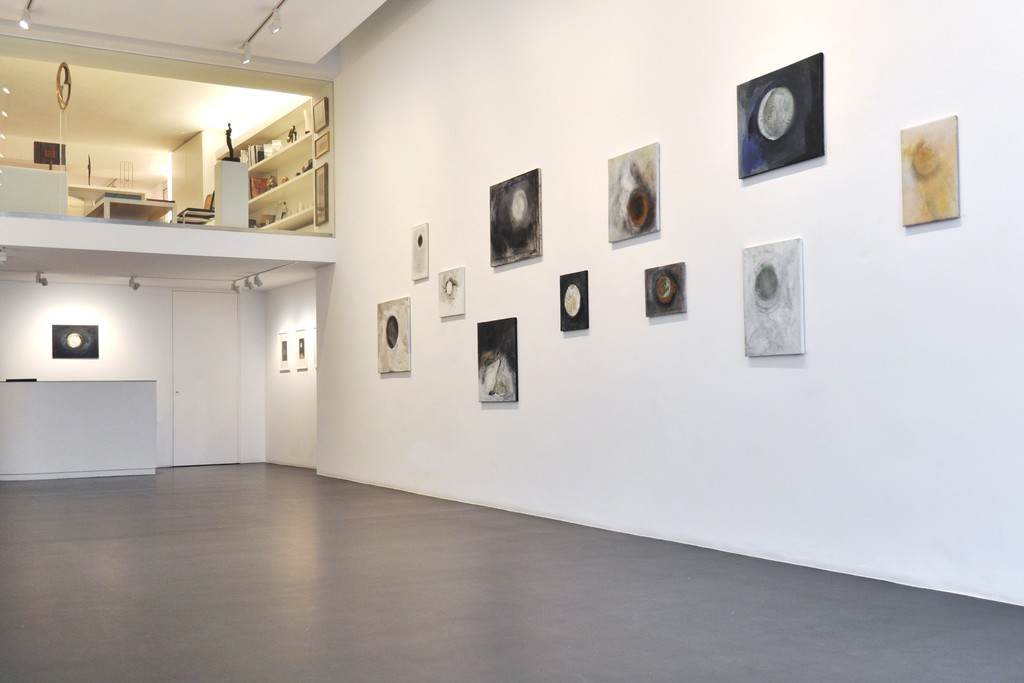 Luna/Mond, Exhibition view Luna/Mond, Exhibition view