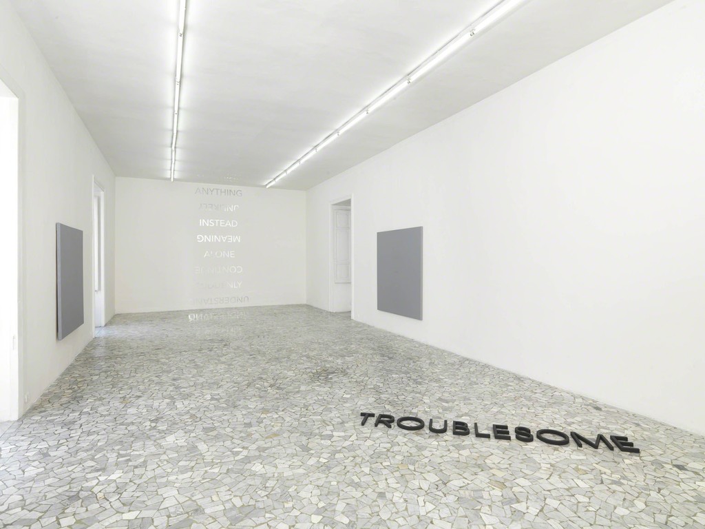 Robert Barry - troublesome - partial view of the exhibition - March 2011 - Galleria Alfonso Artiaco, Napoli Robert Barry - troublesome - partial view of the exhibition - March 2011 - Galleria Alfonso Artiaco, Napoli