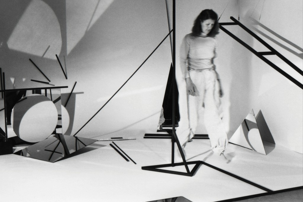 Photo-documentation of Barbara Kasten installing the exhibition "Centric 2: Barbara Kasten, Installation/Photographs", University Art Museum, California State University Long Beach, 1982. Courtesy of the artist and the University Art Museum, California State University Long Beach. Photo-documentation of Barbara Kasten installing the exhibition "Centric 2: Barbara Kasten, Installation/Photographs", University Art Museum, California State University Long Beach, 1982. Courtesy of the artist and the University Art Museum, California State University Long Beach.
