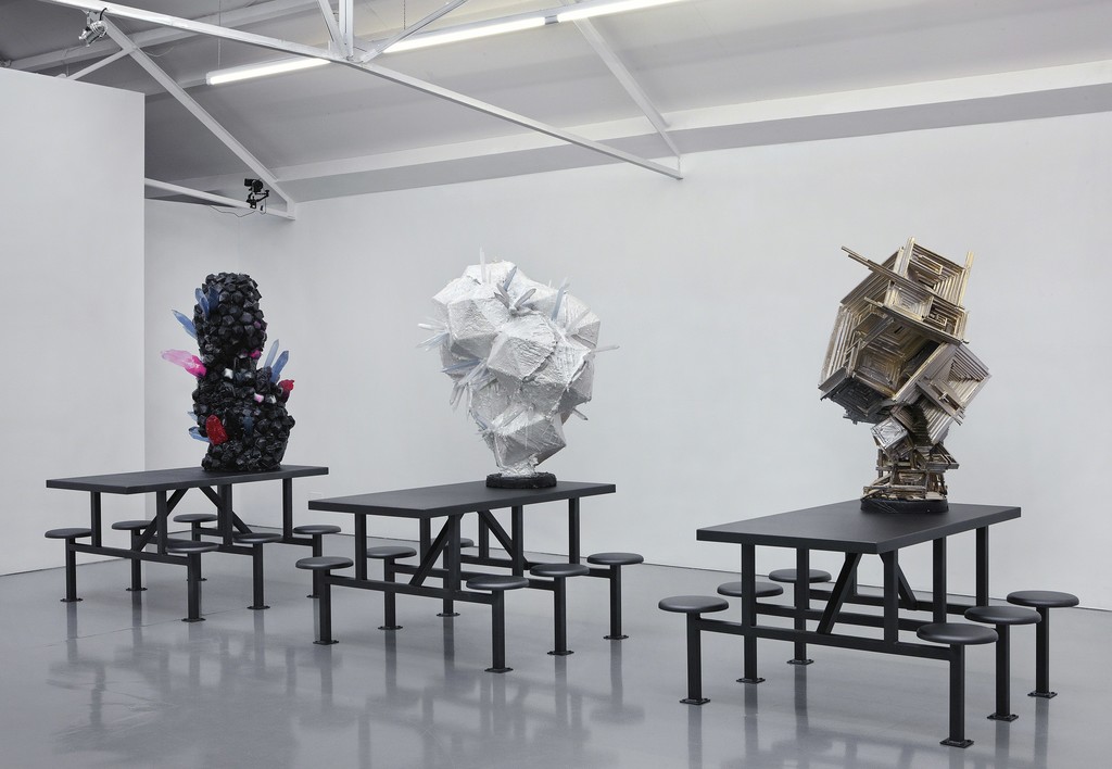 Installation view Folkert de Jong - Court of Justice, 2015/2016 at Galerie Fons Welters. Photography by Gert Jan van Rooij. Installation view Folkert de Jong - Court of Justice, 2015/2016 at Galerie Fons Welters. Photography by Gert Jan van Rooij.