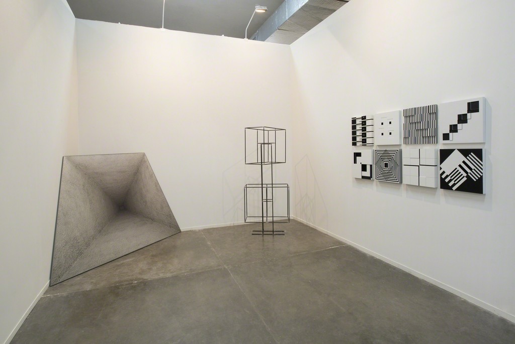 Photo Everton Ballardin © Galeria Nara Roesler Photo Everton Ballardin © Galeria Nara Roesler