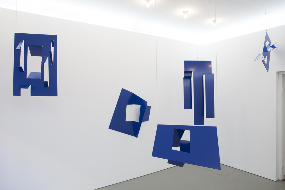 Exhibition view of 'Blauer Salon' by Ursula Sax; photo: Lukas Heibges Exhibition view of 'Blauer Salon' by Ursula Sax; photo: Lukas Heibges