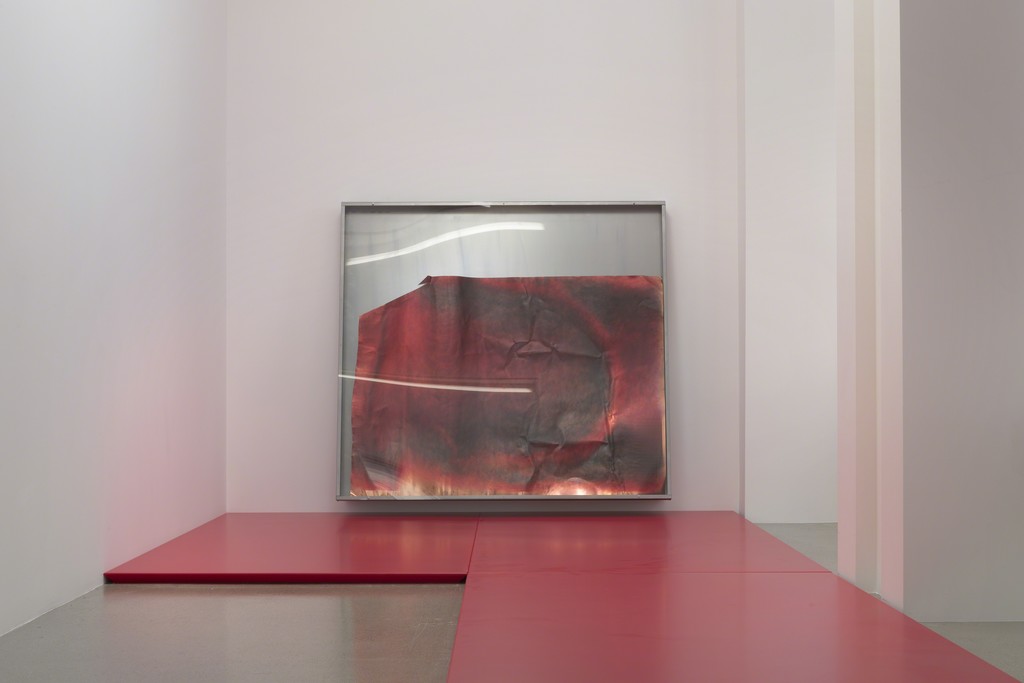 Installation view, Thea Djordjadze, if I were an early person, Sprüth Magers, Los
Angeles, April 9 - June 1, 2019. © The Djordjadze, Courtesy the artist and Sprüth Magers; Photo: Robert Wedemeyer Installation view, Thea Djordjadze, if I were an early person, Sprüth Magers, Los
Angeles, April 9 - June 1, 2019. © The Djordjadze, Courtesy the artist and Sprüth Magers; Photo: Robert Wedemeyer