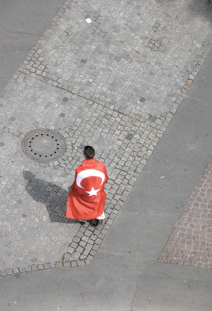 Kırmızı Beyaz