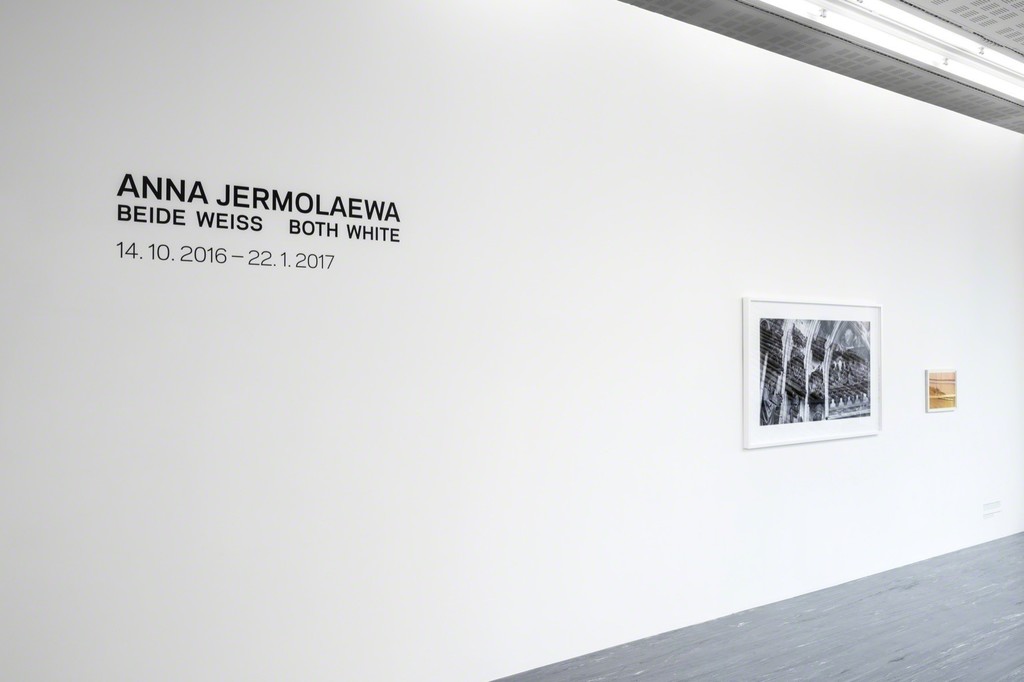 Exhibition View “Anna Jermolaewa – Both White”, Photo: © Belvedere, Vienna Exhibition View “Anna Jermolaewa – Both White”, Photo: © Belvedere, Vienna