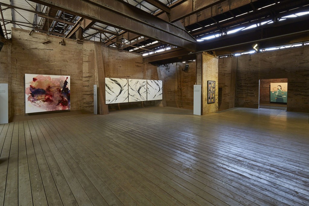 side angle view of "Blackbird II, IV & VII" by sheOne at 5. UrbanArt Biennale 2019 side angle view of "Blackbird II, IV & VII" by sheOne at 5. UrbanArt Biennale 2019