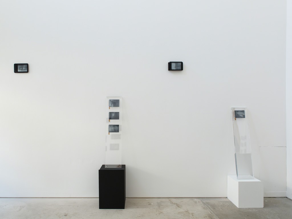 Antony Cairns: E.I./Transition, installation view, Roman Road, London, 11 September – 23 October 2015. © Ollie Hammick Antony Cairns: E.I./Transition, installation view, Roman Road, London, 11 September – 23 October 2015. © Ollie Hammick