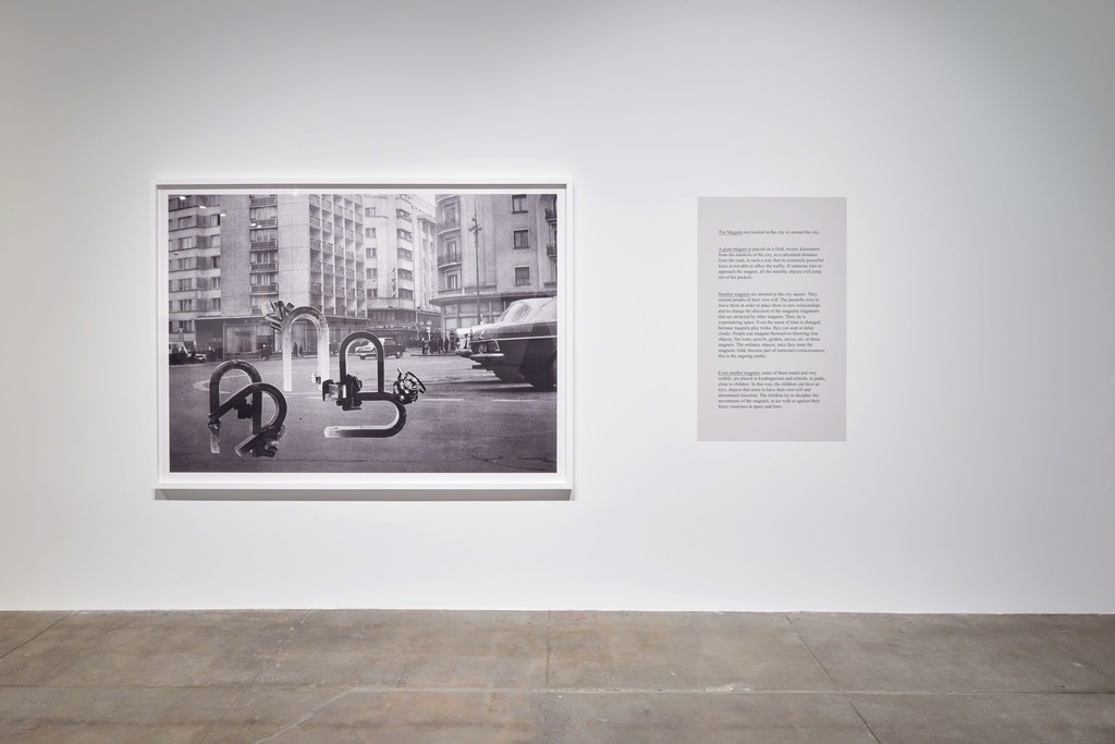 Installation view, ‘Geta Brătescu. The Leaps of Aesop,’ Hauser & Wirth Los Angeles, 17 February – 20 May 2018
© Geta Brătescu
Courtesy The Artist and Hauser & Wirth
Photo: Mario de Lopez Installation view, ‘Geta Brătescu. The Leaps of Aesop,’ Hauser & Wirth Los Angeles, 17 February – 20 May 2018
© Geta Brătescu
Courtesy The Artist and Hauser & Wirth
Photo: Mario de Lopez