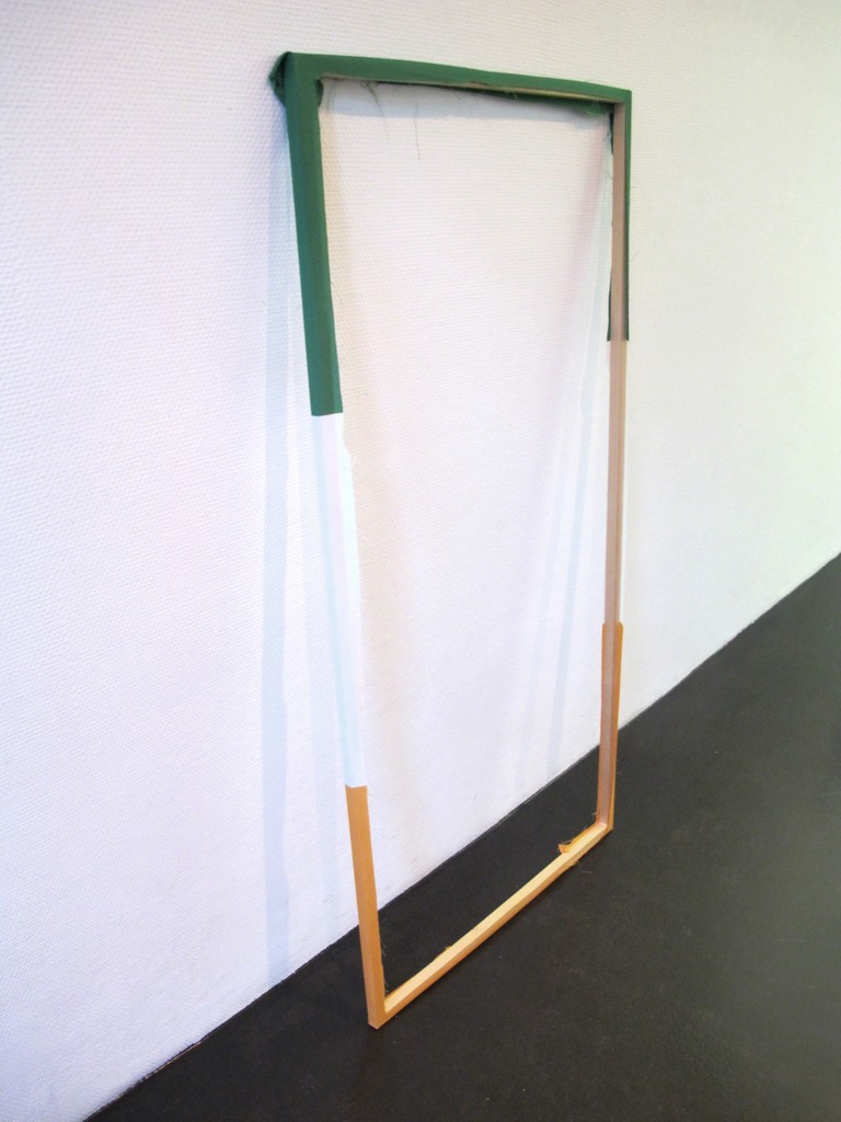 boogje boogje lijn lijn kleur vlak punt. - Solo Show by Paul Drissen
October 10, 2015 - November 15, 2015 "frame" Paul Drissen 2015, wood, metal textiles
boogje boogje lijn lijn kleur vlak punt. - Solo Show by Paul Drissen
October 10, 2015 - November 15, 2015 "frame" Paul Drissen 2015, wood, metal textiles