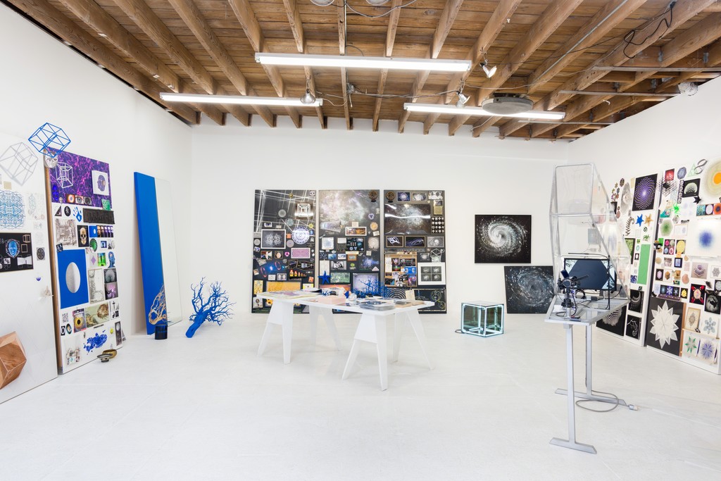 March Fichou, Outside-In, installation view. Chimento Contemporary. Image courtesy of the artist and Chimento Contemporary. Photo: Ruben Diaz
March Fichou, Outside-In, installation view. Chimento Contemporary. Image courtesy of the artist and Chimento Contemporary. Photo: Ruben Diaz
