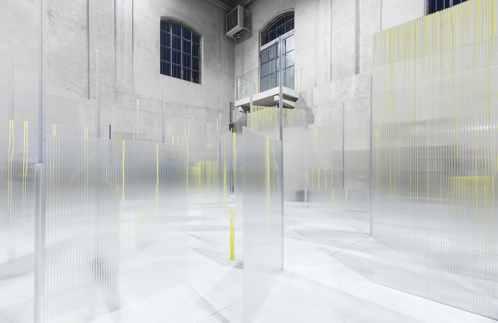 “SLIGHT AGITATION 1/4: Tobias Putrih” View of the exhibition. 20 October 2016 – 22 January 2017
Fondazione Prada, Milan. Tobias Putrih, Obfuscation, 2016. Foto Delfino Sisto Legnani e Marco Cappelletti
Courtesy Fondazione Prada “SLIGHT AGITATION 1/4: Tobias Putrih” View of the exhibition. 20 October 2016 – 22 January 2017
Fondazione Prada, Milan. Tobias Putrih, Obfuscation, 2016. Foto Delfino Sisto Legnani e Marco Cappelletti
Courtesy Fondazione Prada