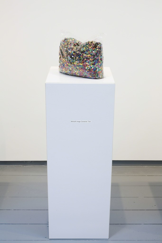 Thomas Demand - Accessories to An Artwork -
October 08, 2008 - November 22, 2008 Thomas Demand - Accessories to An Artwork -
October 08, 2008 - November 22, 2008
