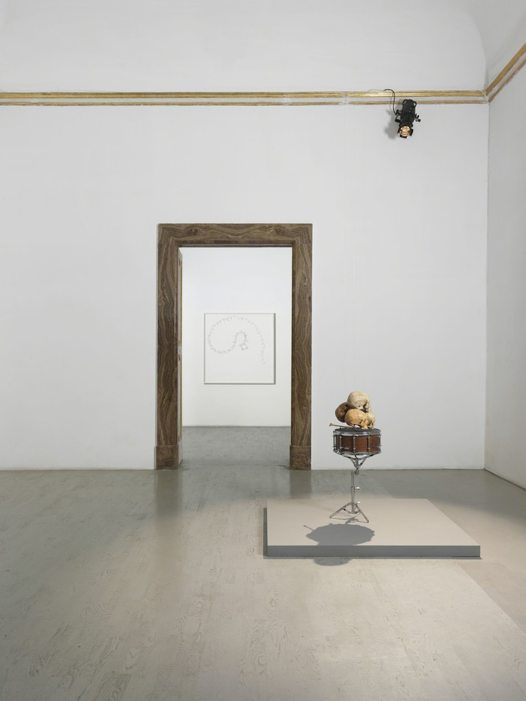 Anri Sala - partial view of the exhibition - December 2015 - Galleria Alfonso Artiaco, Napoli Anri Sala - partial view of the exhibition - December 2015 - Galleria Alfonso Artiaco, Napoli