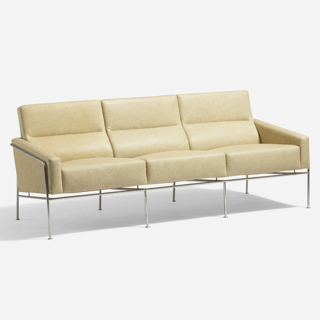 arne jacobsen couch