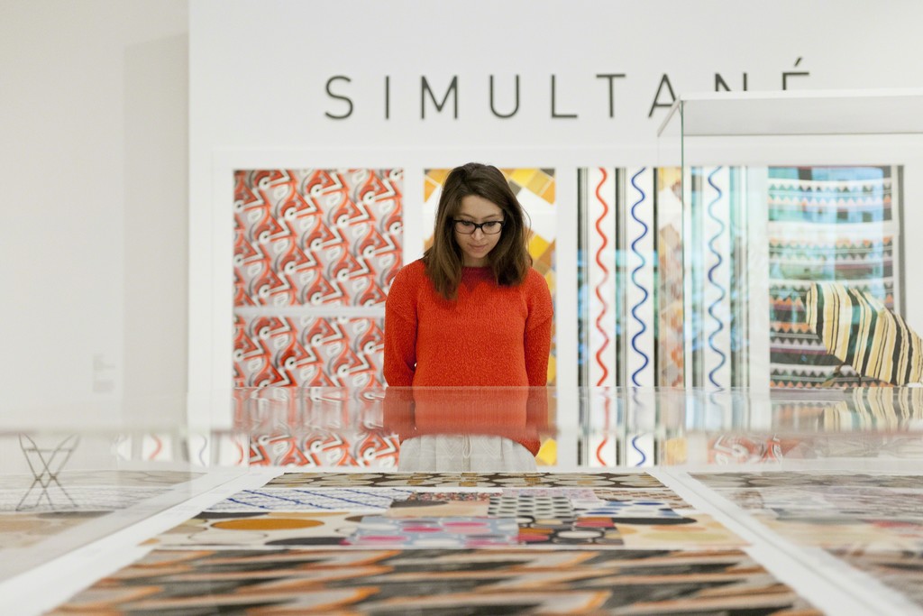 Installation view of Sonia Delaunay at Tate Modern. Courtesy of Tate Photography © Pracusa 2014083 Installation view of Sonia Delaunay at Tate Modern. Courtesy of Tate Photography © Pracusa 2014083