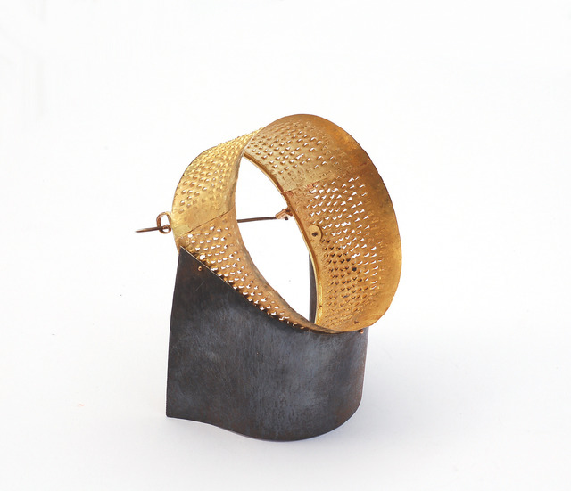 Stefano Marchetti, ‘brooch’, 2009, Design/Decorative Art, Gold, stainless steel, Caroline Van Hoek